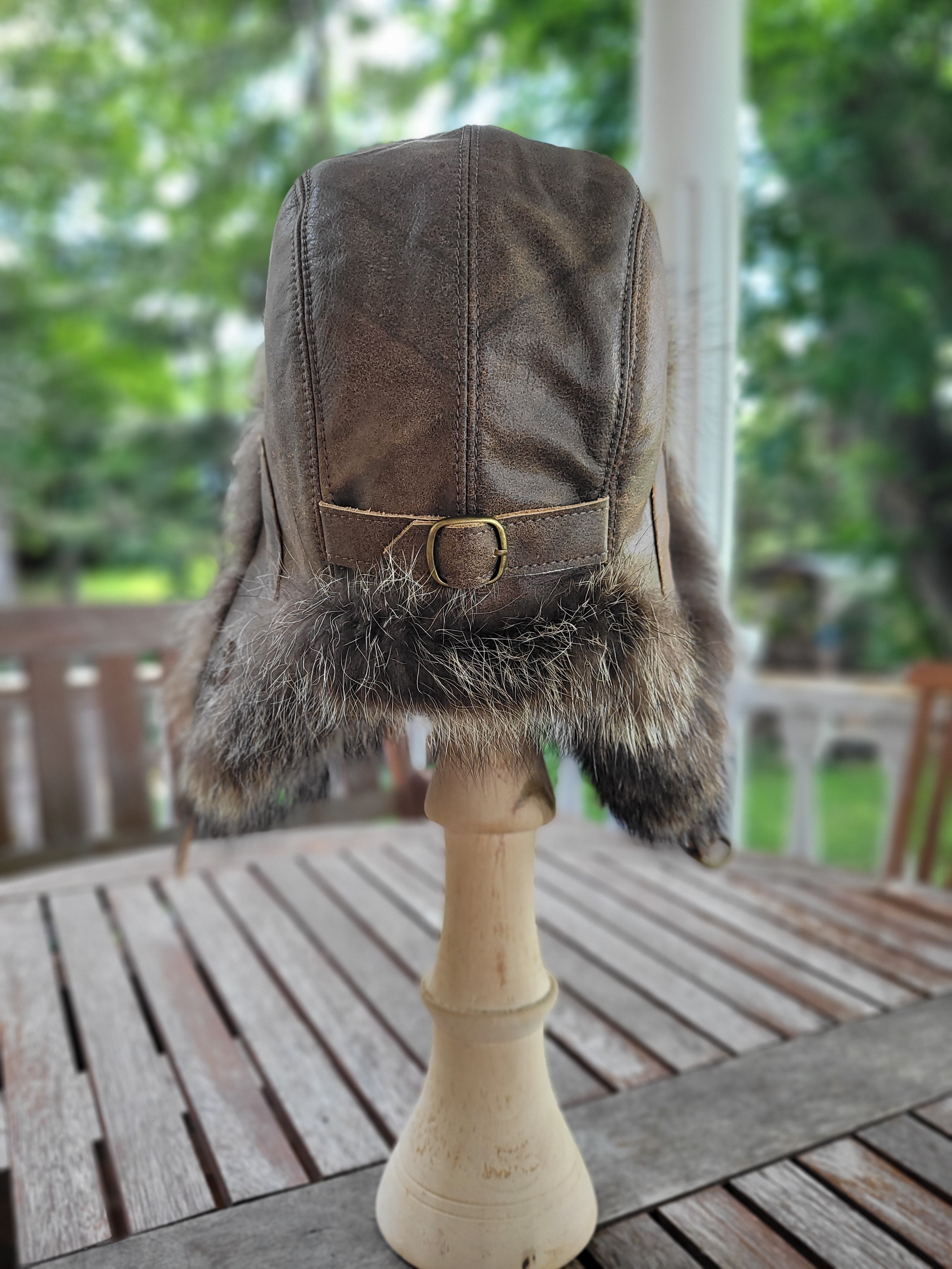 Chapeau type aviateur en fourrure de raton-laveur