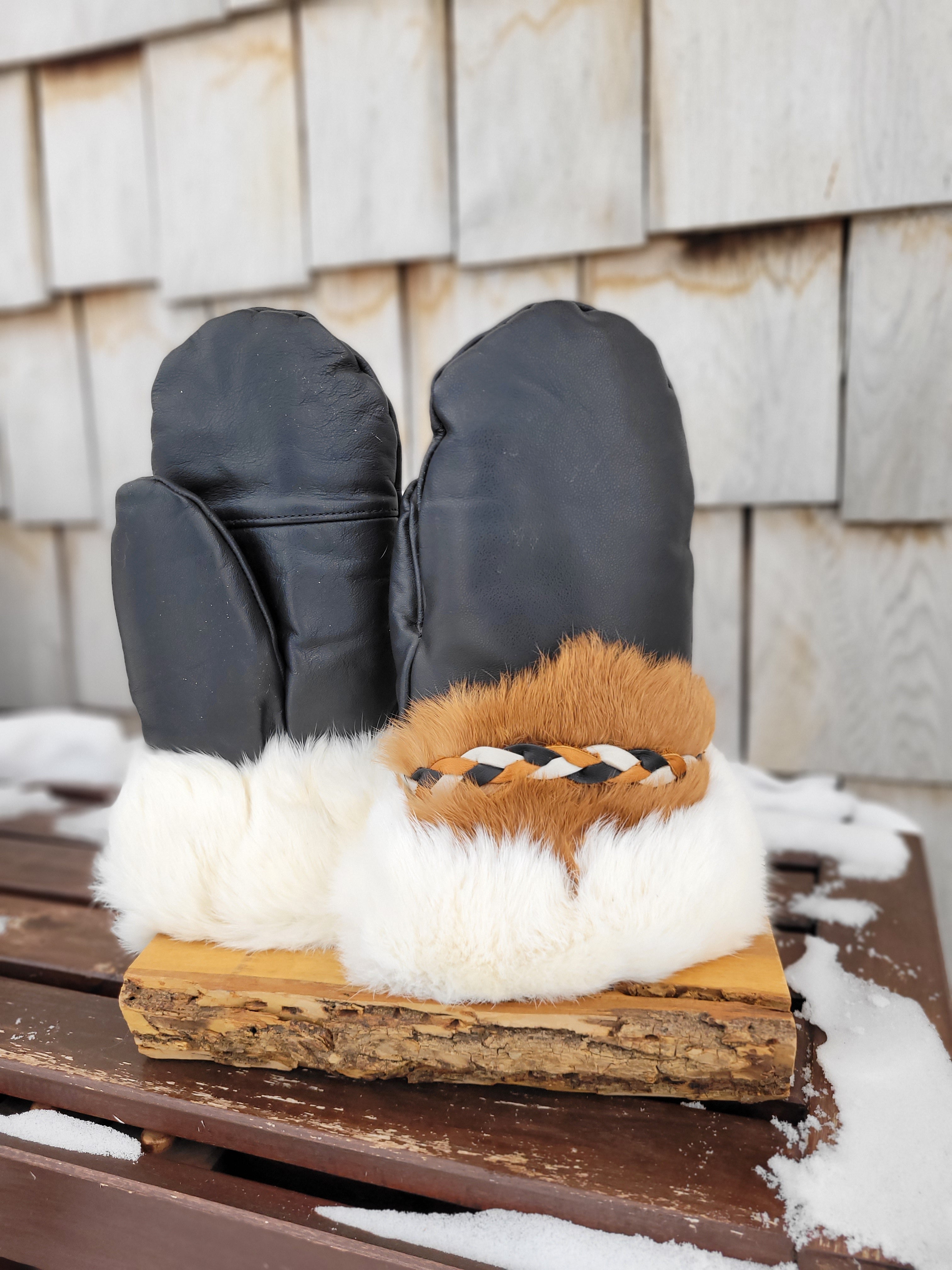 Mitaine en fourrure de lapin et tresse